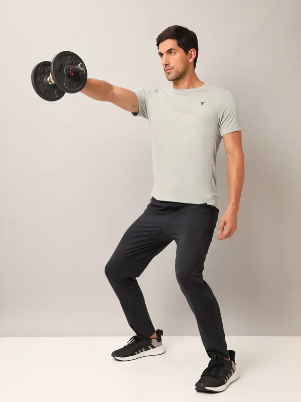 Men Solid Slim Fit Crew Neck T-shirt with TECHNO COOL+ - Image 6