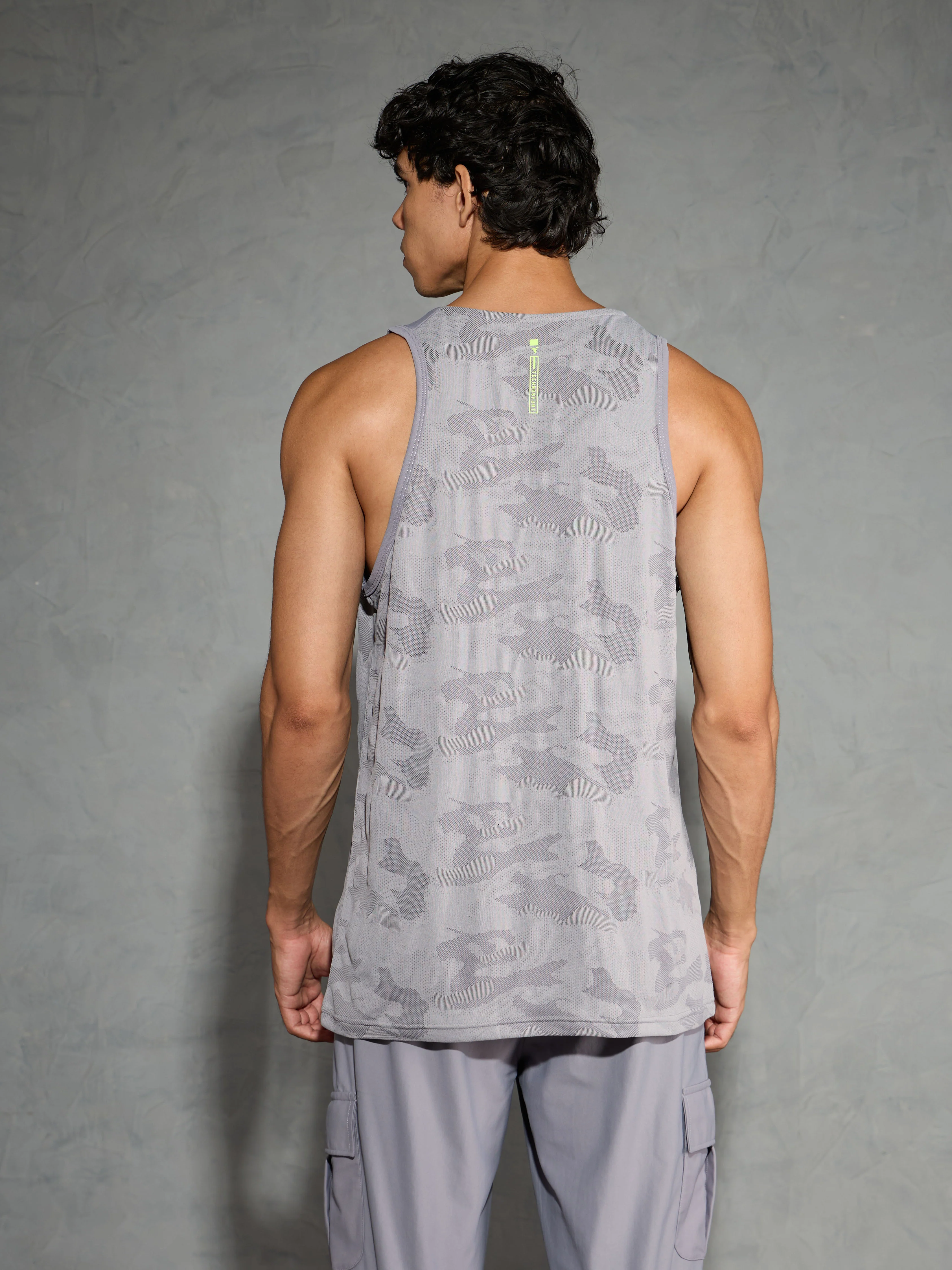 Men Colorblock Slim Fit Crew Neck Innerwear Vest with VENTMESH - Image 3