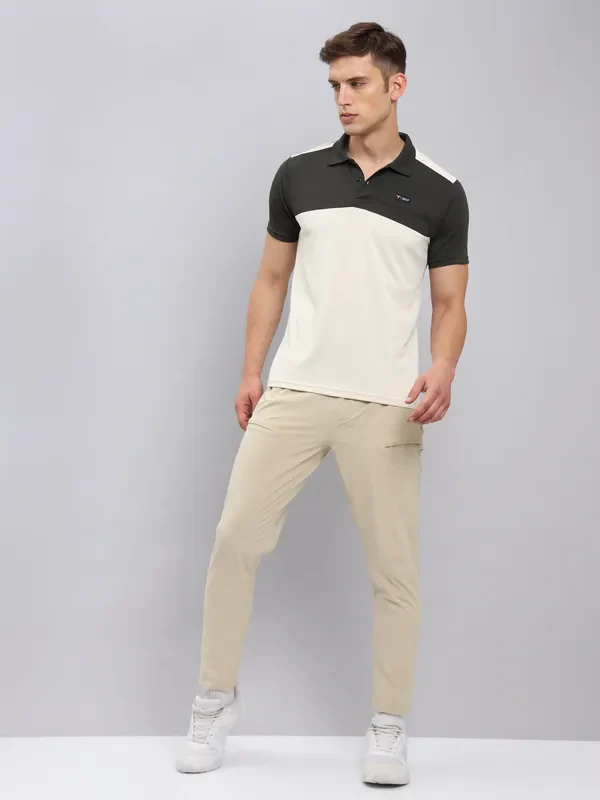 Men Colorblock Slim Fit Polo T-shirt with TECHNO COOL+ - Image 4