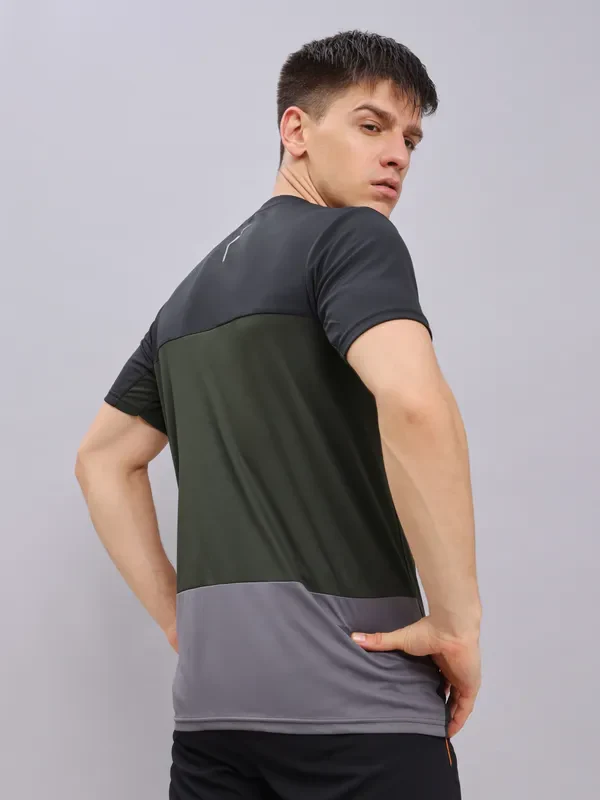 Men Colorblock Slim Fit Crew Neck T-shirt with TECHNO COOL+ - Image 3