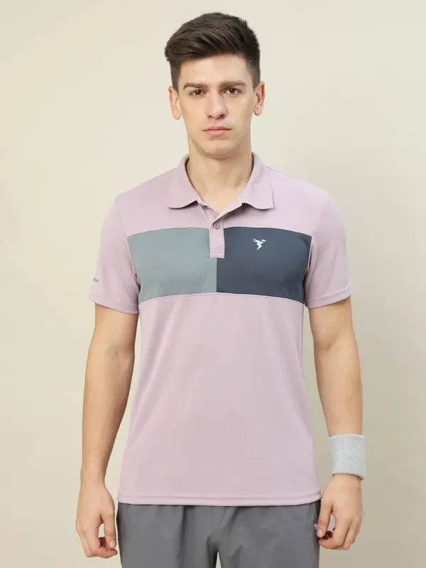 Men Colorblock Slim Fit Polo T-shirt with TECHNO COOL+
