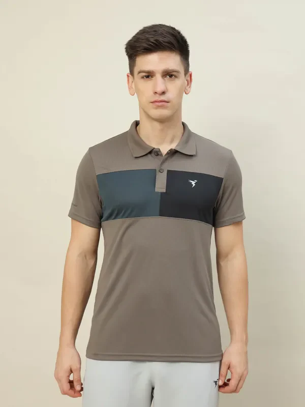 Men Colorblock Slim Fit Polo T-shirt with TECHNO COOL+