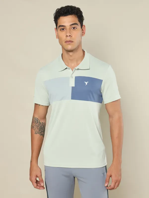 Men Colorblock Slim Fit Polo T-shirt with TECHNO COOL+ - Image 4