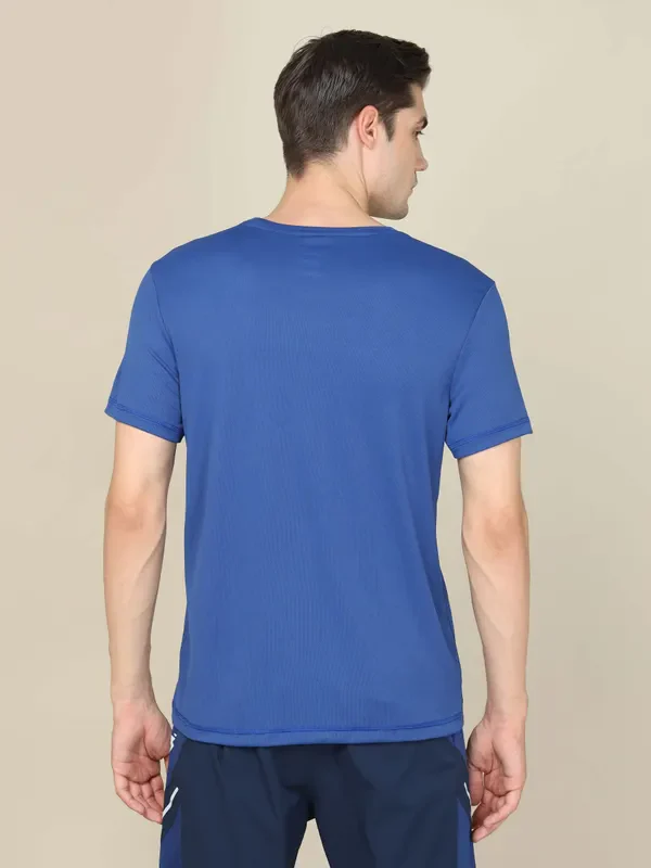 Men Solid Slim Fit Crew Neck T-shirt with TECHNO COOL+ - Image 4