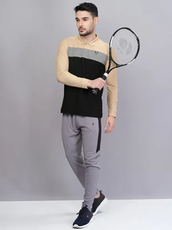 Men Colorblock Slim Fit Polo T-shirt with MATPIQ - Image 2