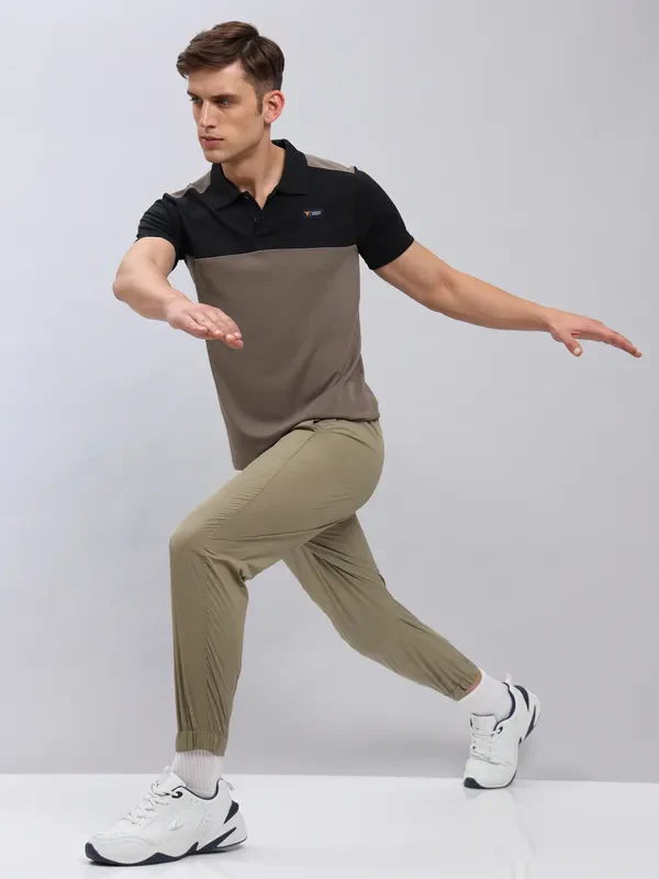 Men Colorblock Slim Fit Polo T-shirt with TECHNO COOL+ - Image 2