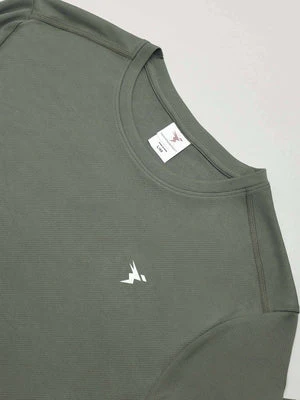 Men Solid Slim Fit Crew Neck T-shirt with TECHNO COOL+ - Image 8