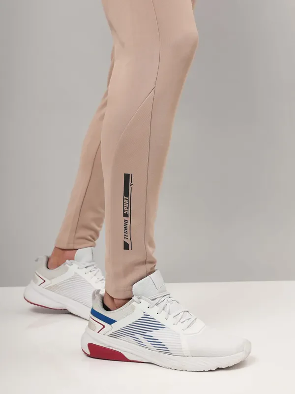 Men Solid Slim Fit Trackpants with ELASTO PLUS - Image 8
