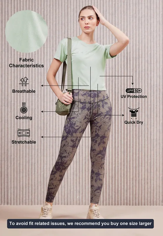Women Printed Boxy Fit Crew Neck Crop Top with VENTMESH - Image 3