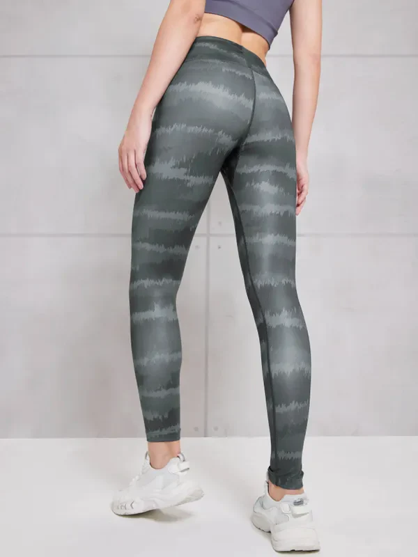 Women Printed Slim Fit Tights with ELASTO PLUS - Image 5