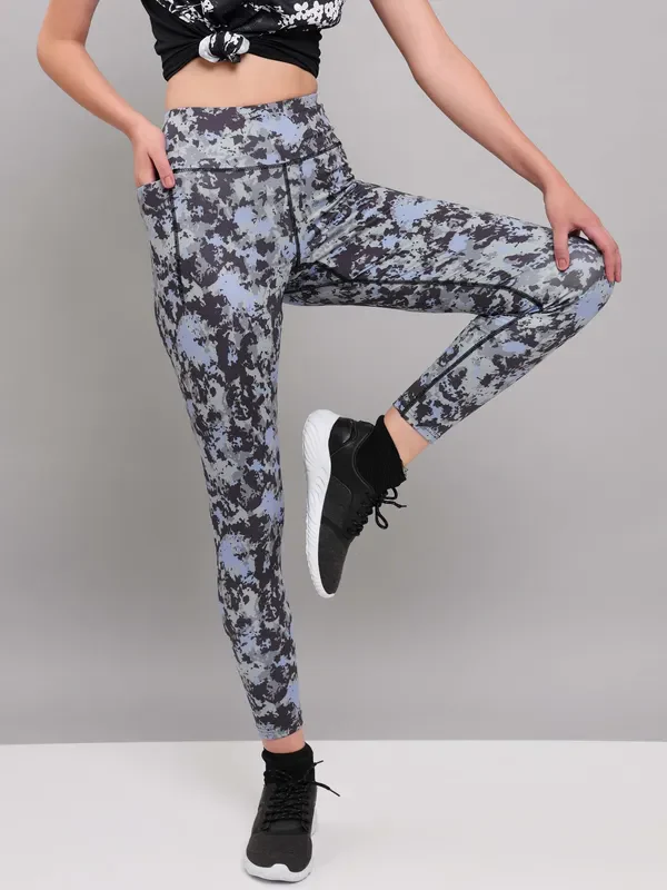 Women Printed Slim Fit Tights with ELASTO PLUS - Image 13