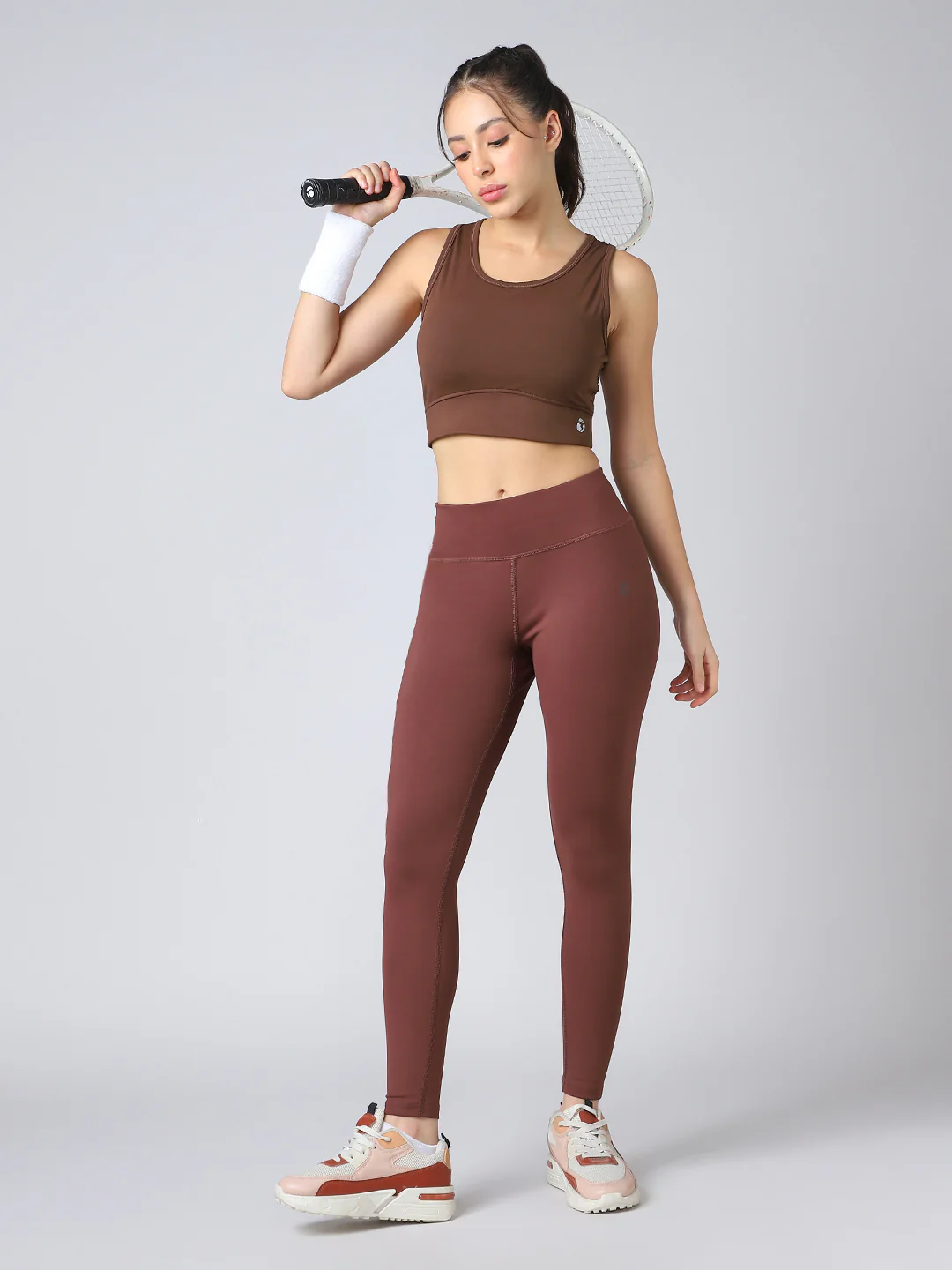 Women Solid Slim Fit Scoop Neck Sports Bra with ELASTO PLUS - Image 3