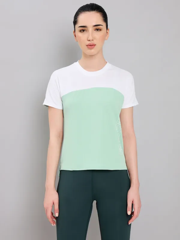 Women Colorblock Slim Fit Crew Neck T-shirt with TECHNO COOL+