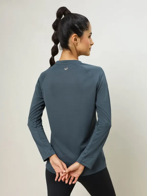 Women Solid Slim Fit Crew Neck T-shirt with TECHNO COOL+ - Image 4