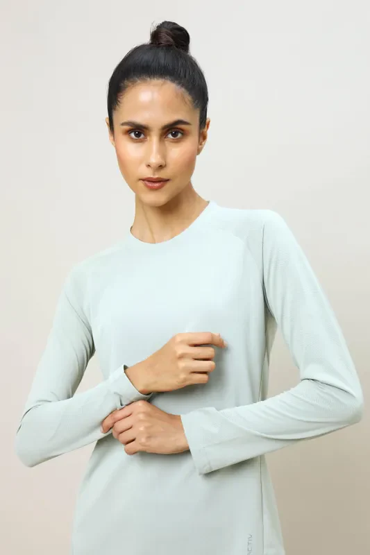 Women Solid Slim Fit Crew Neck T-shirt with TECHNO COOL+ - Image 6