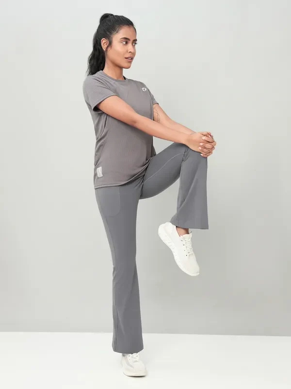 Women Solid Fit & Flare Pants with ELASTO PLUS - Image 4