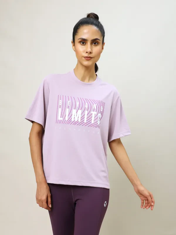 Women Printed Boxy Fit Crew Neck T-shirt with TECHNO COOL+