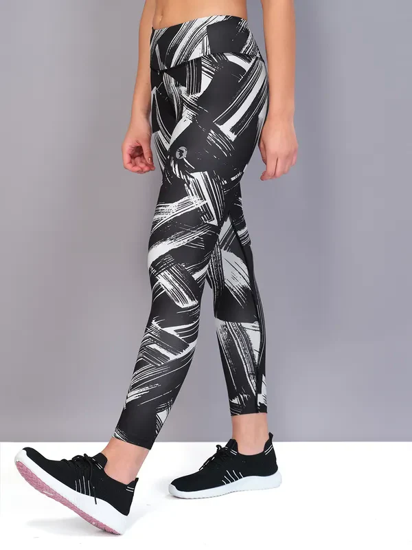 Women Printed Slim Fit Tights with TECHNO COOL - Image 4