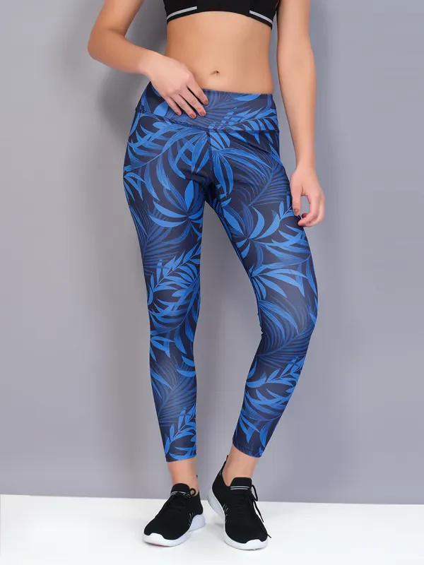 Women Printed Slim Fit Tights with TECHNO COOL