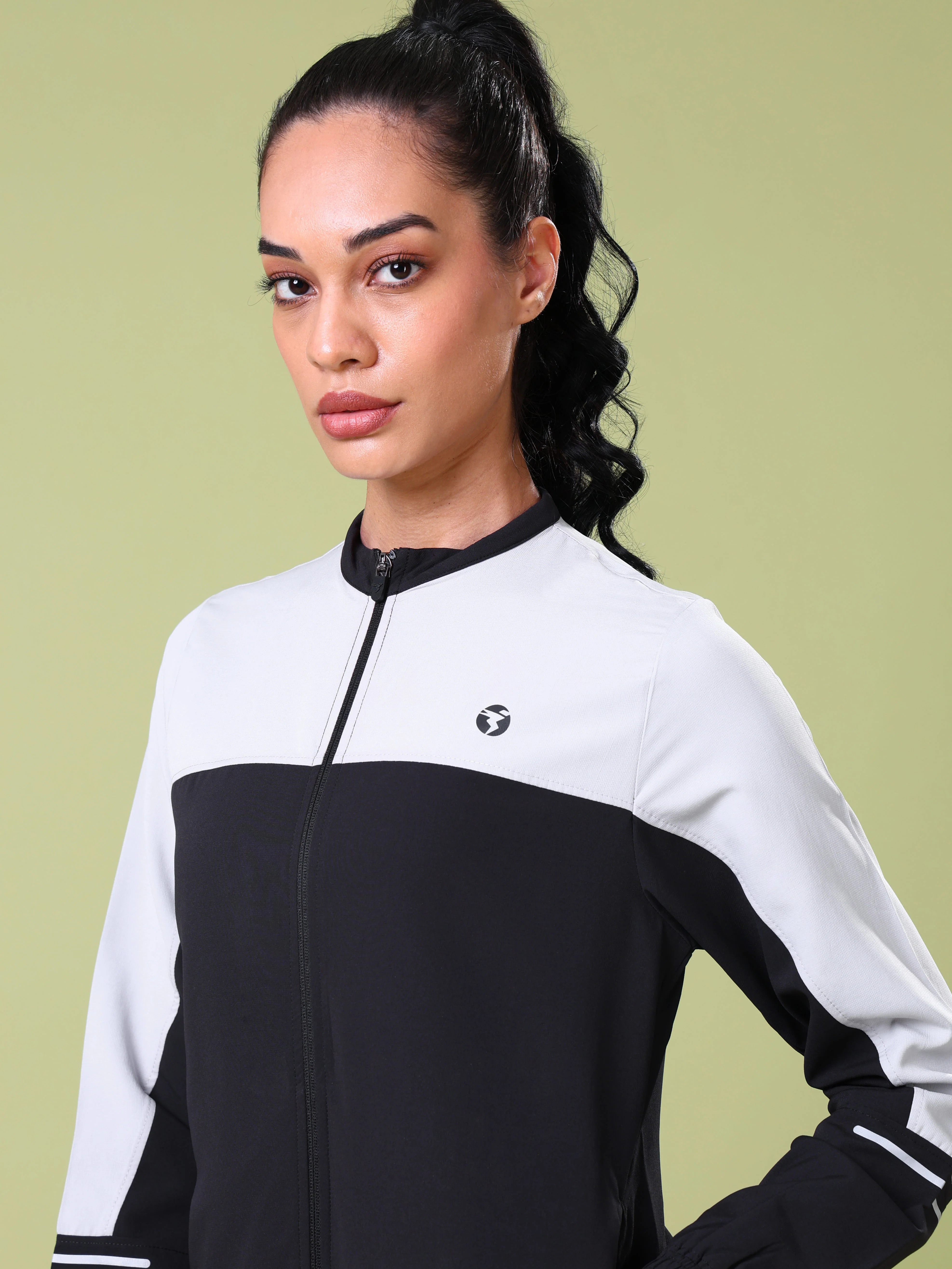 Women Colorblock Slim Fit Mock Neck Sports Jacket with TECHNOLITE - Image 6