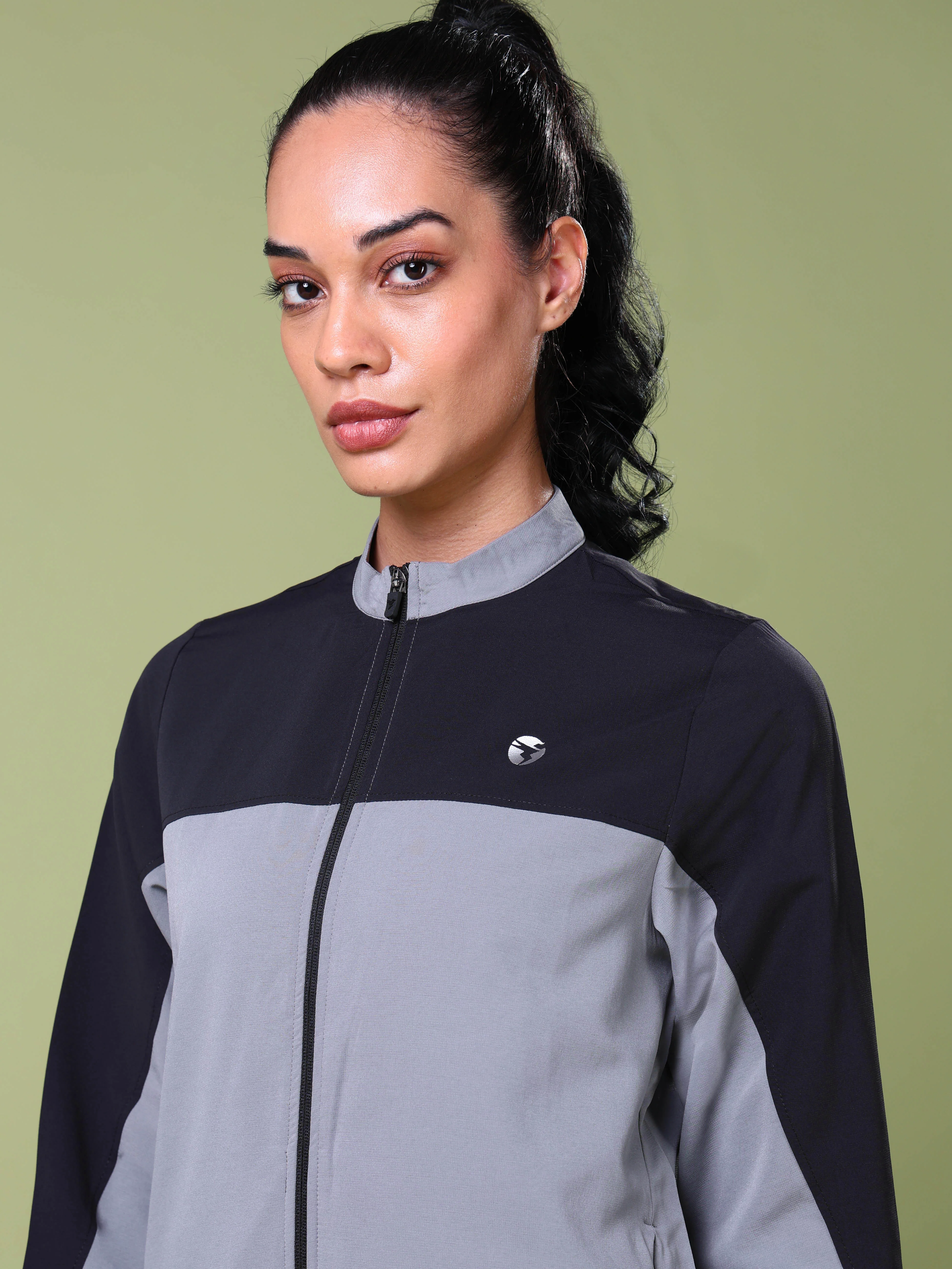 Women Colorblock Slim Fit Mock Neck Sports Jacket with TECHNOLITE - Image 6