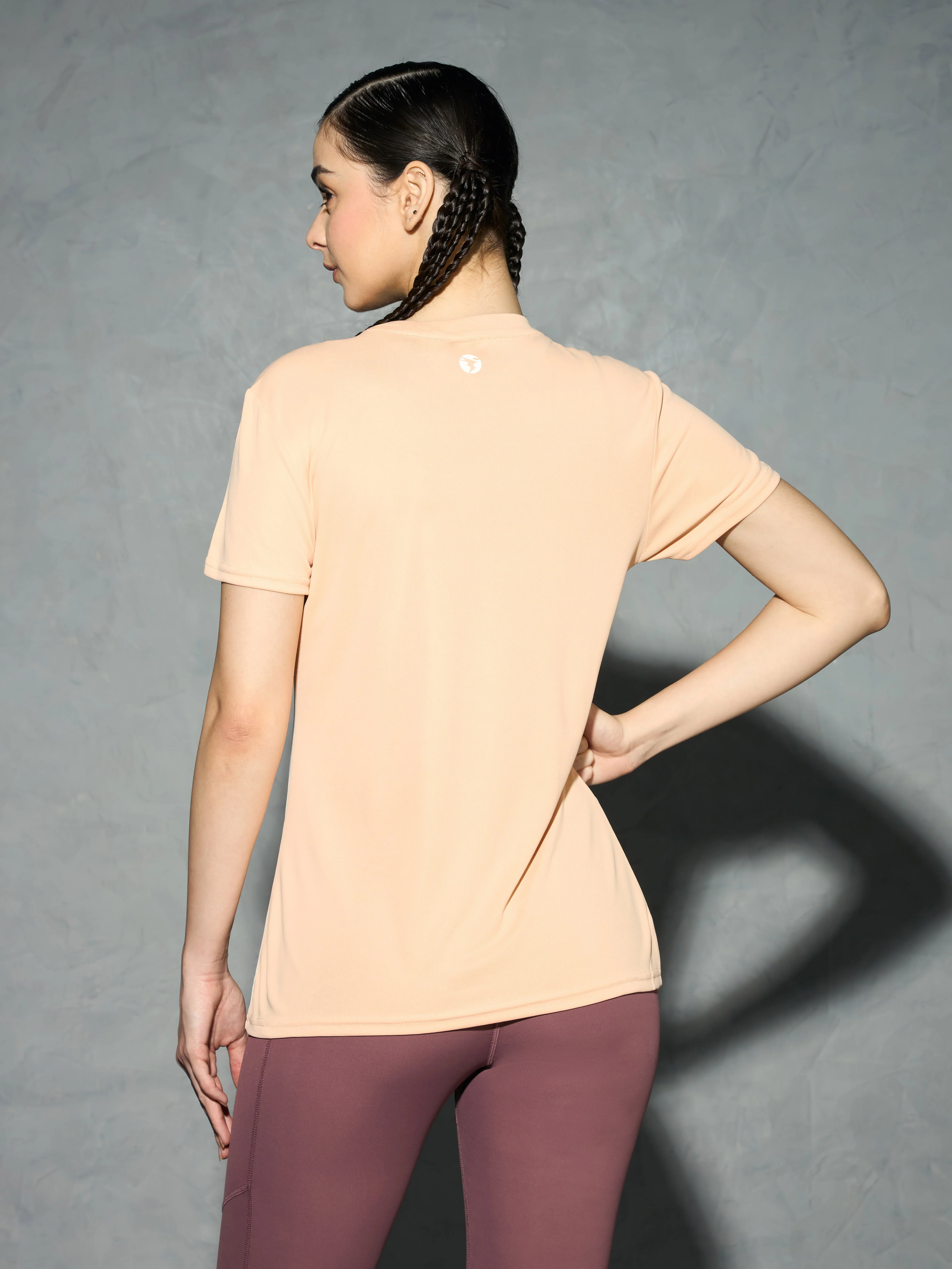 Women Colorblock Slim Fit Round Neck Sports T-shirt with TECHNOCOOL+ - Image 2