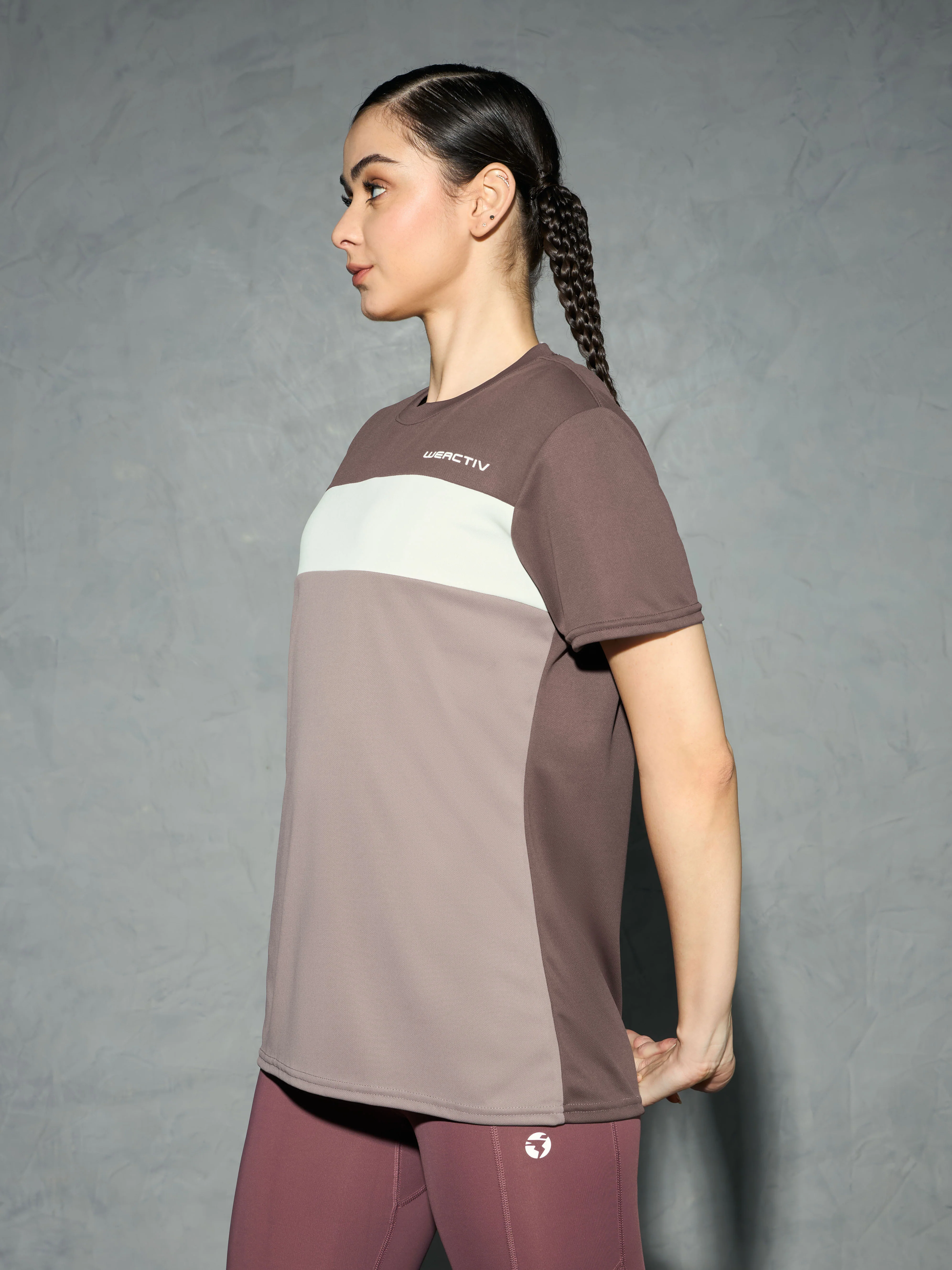 Women Colorblock Slim Fit Round Neck Sports T-shirt with TECHNOCOOL+ - Image 4