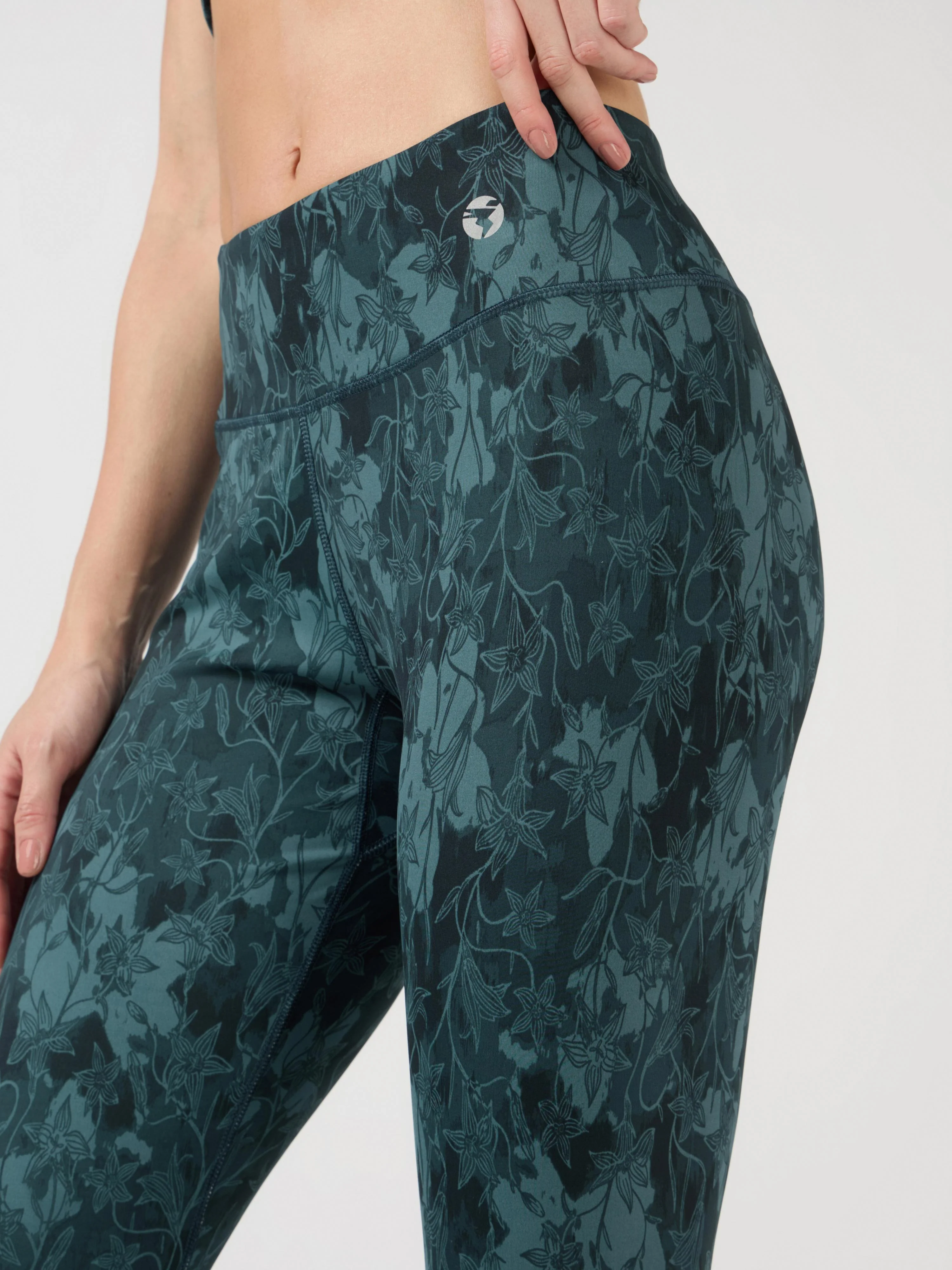 Women Printed Slim Fit Tights with ELASTO PLUS - Image 6