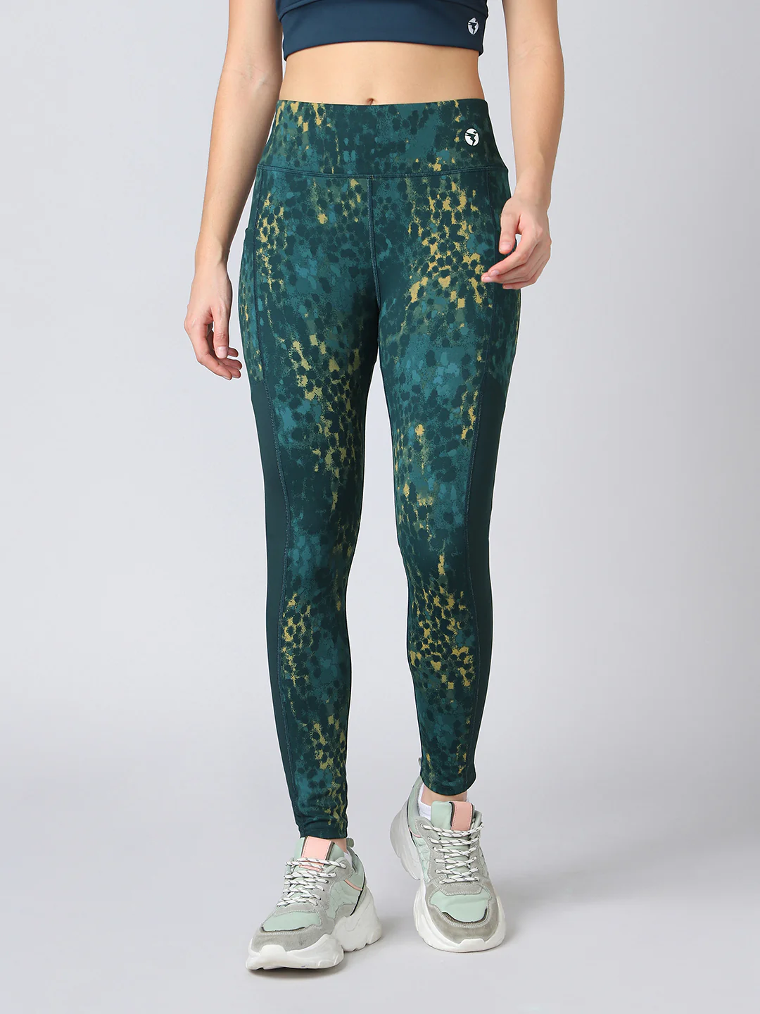 Women Printed Slim Fit Tights with ELASTO PLUS
