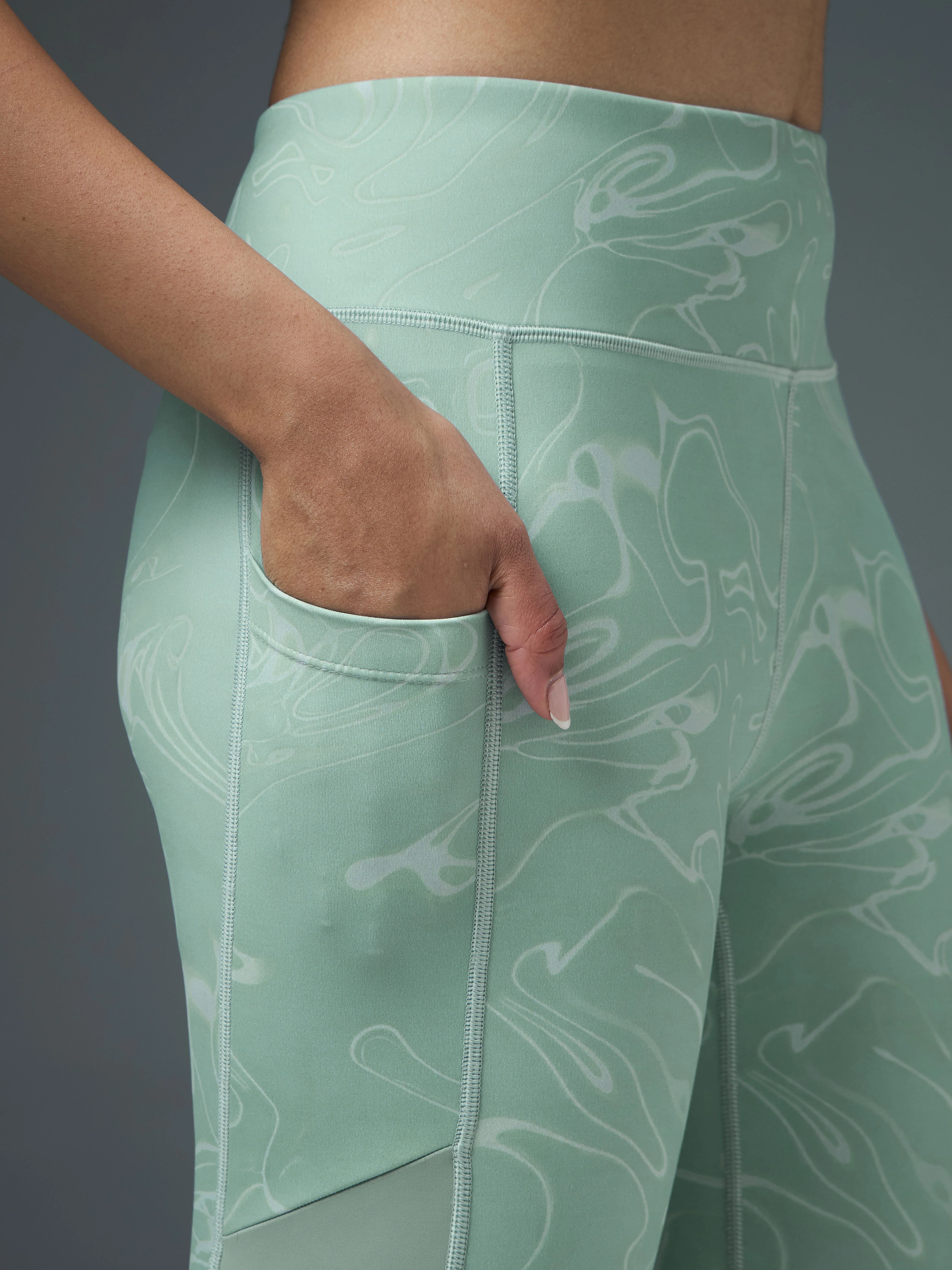 Women Printed Slim Fit Tights with ELASTO PLUS - Image 7