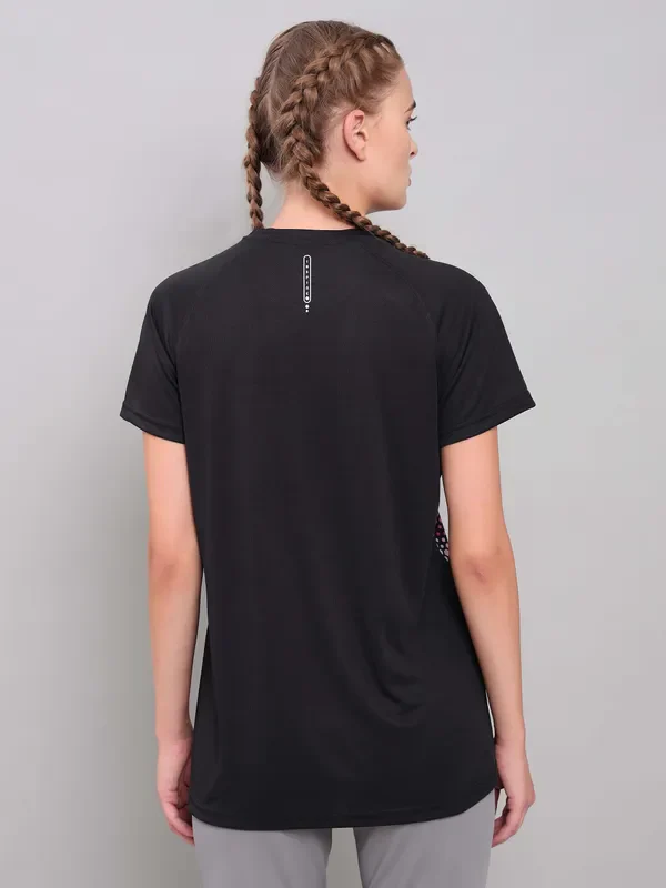 Women Abstract Print Slim Fit Crew Neck T-shirt with TECHNO COOL+ - Image 3