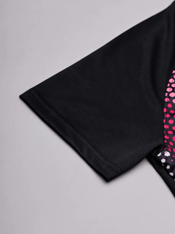 Women Abstract Print Slim Fit Crew Neck T-shirt with TECHNO COOL+ - Image 8