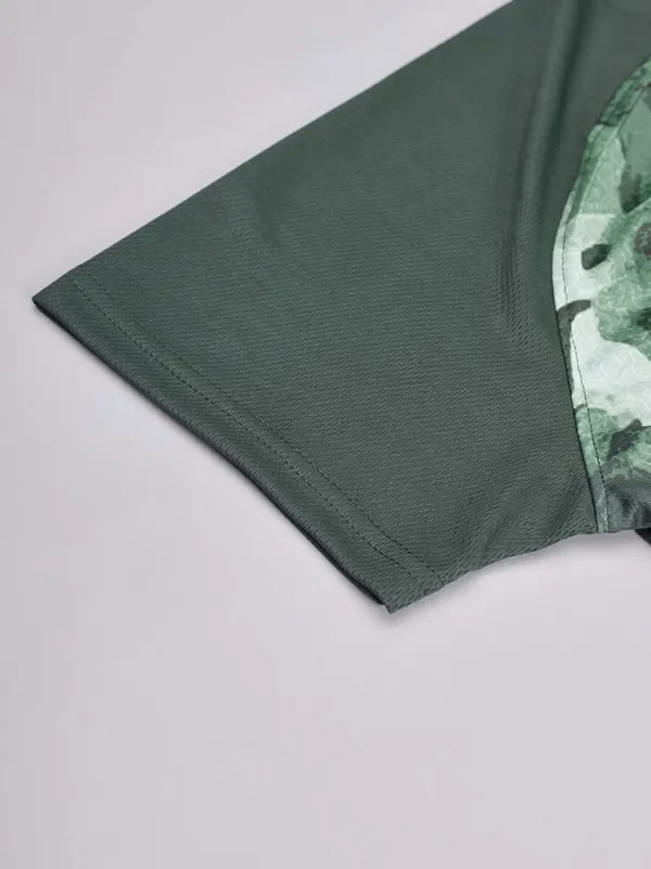 Women Abstract Print Slim Fit Crew Neck T-shirt with TECHNO COOL+ - Image 7