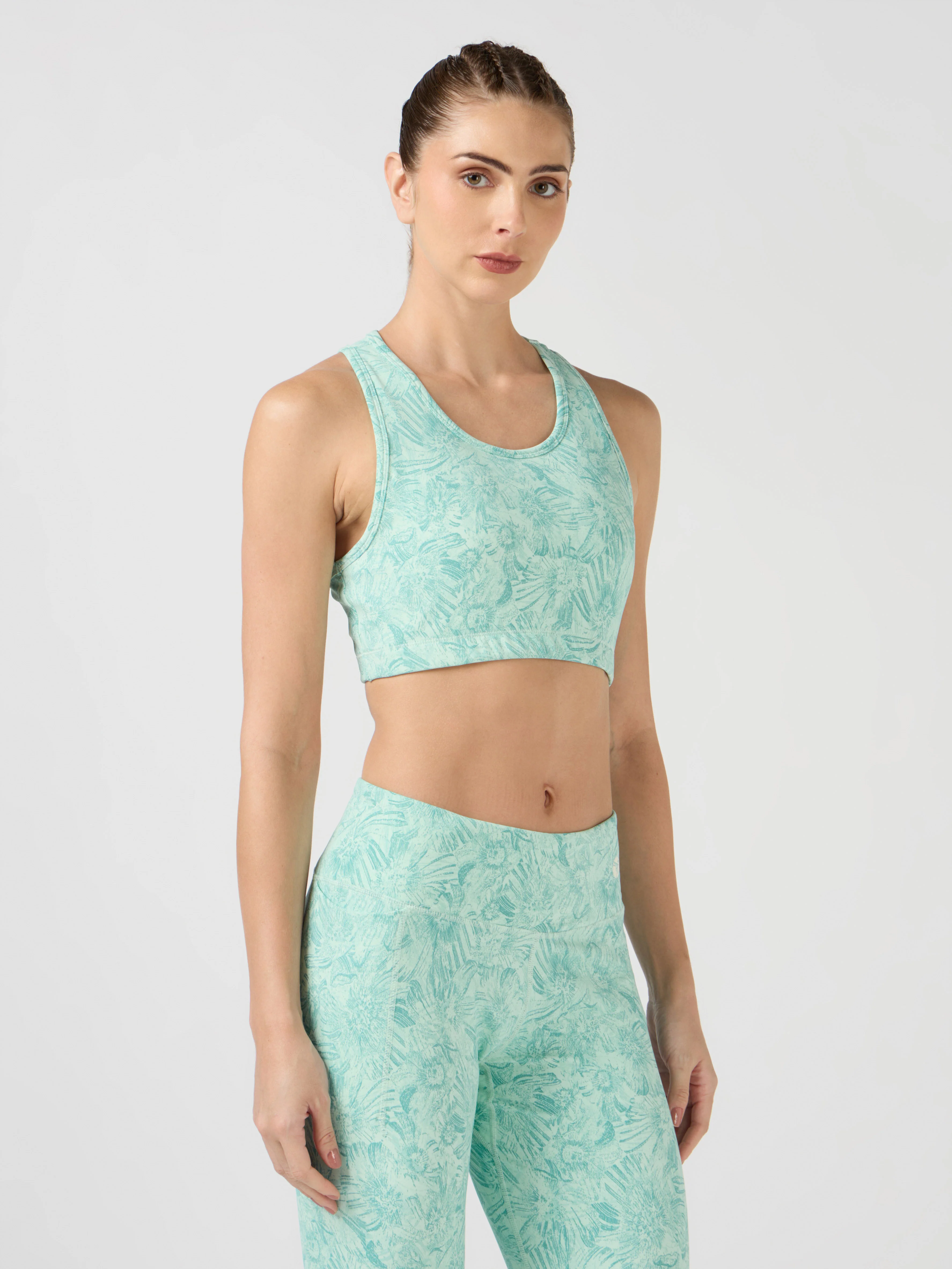Women Slim Fit Scoop Neck Sports Bra with ELASTO PLUS - Image 3